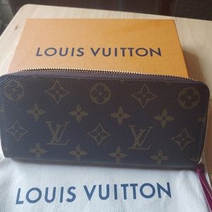 Louis Vuitton Zippy Wallet (Fuchsia interior)